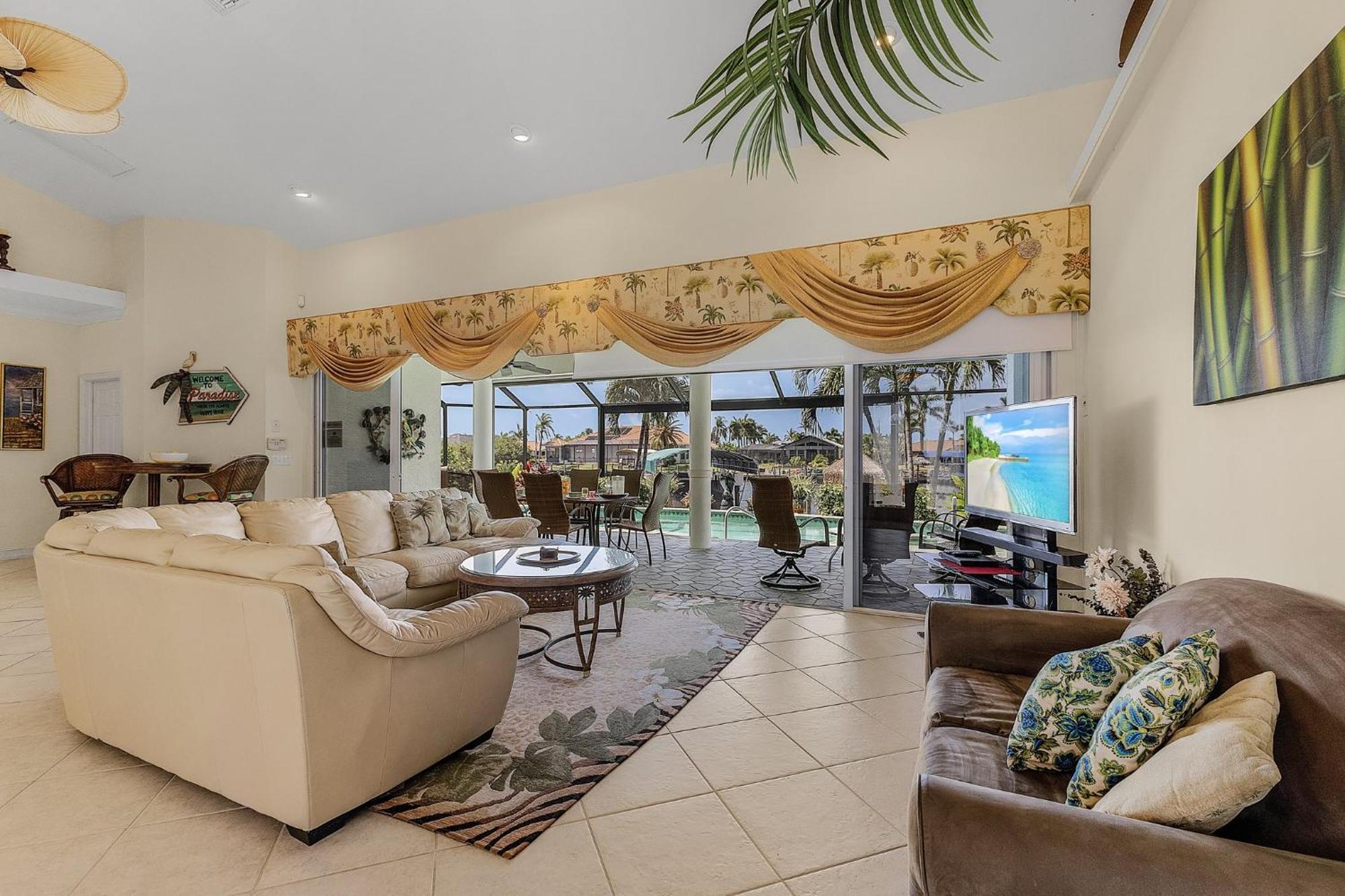 Island House Sw Cape - Waterfront Private Home Locally Owned & Managed, Fair & Honest Pricing Cape Coral Exterior photo