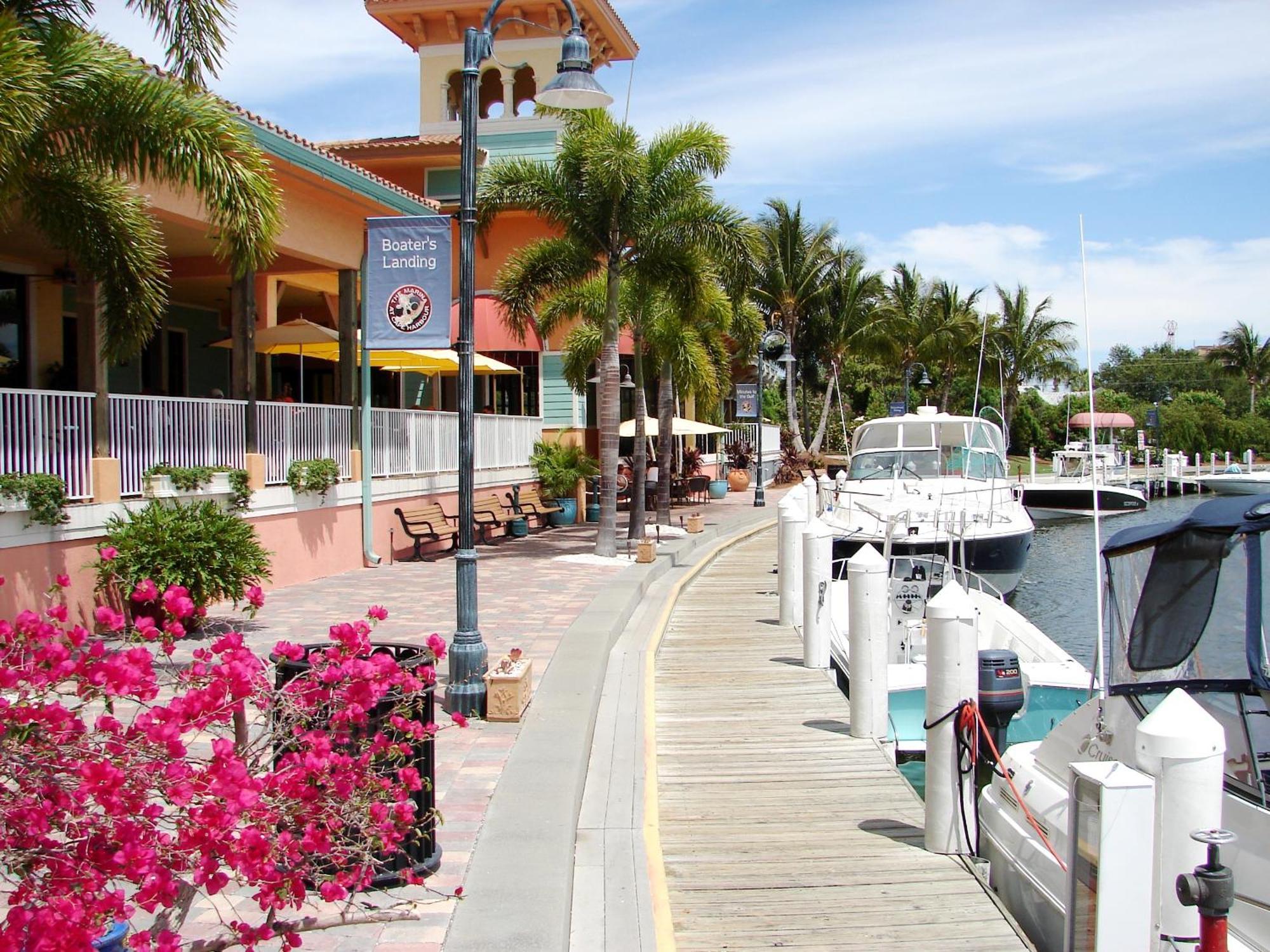 Island House Sw Cape - Waterfront Private Home Locally Owned & Managed, Fair & Honest Pricing Cape Coral Exterior photo